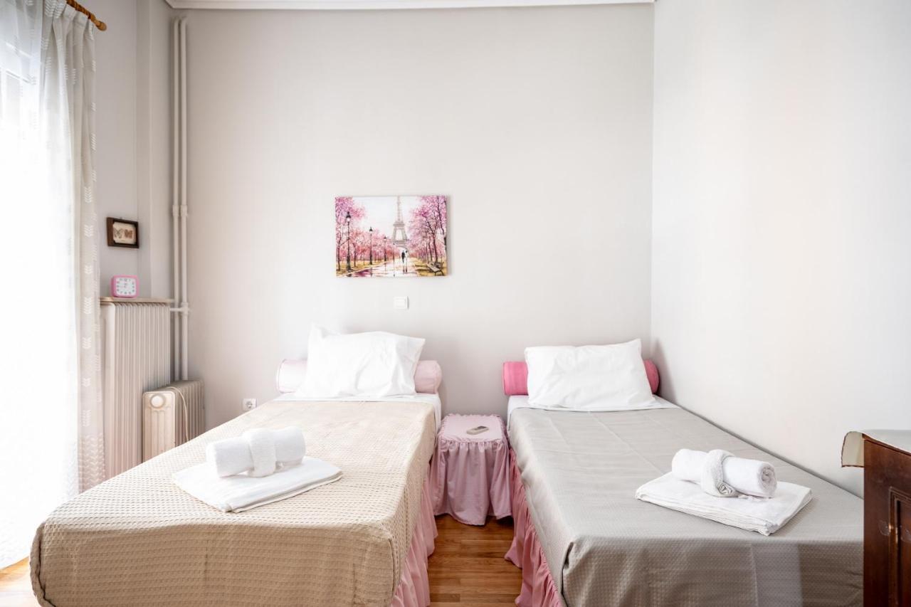 Family Apartment At Kalithea 2 Bedrooms 4 Pers Atenas Exterior foto