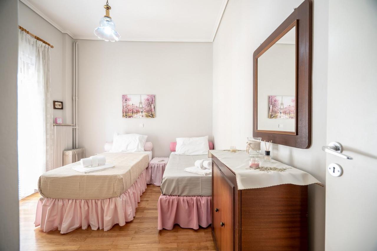 Family Apartment At Kalithea 2 Bedrooms 4 Pers Atenas Exterior foto