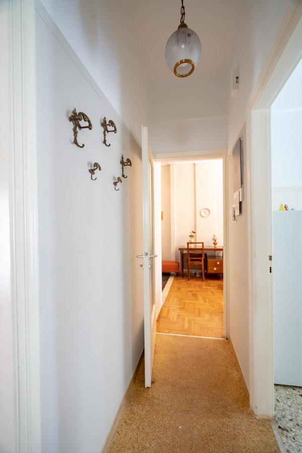 Family Apartment At Kalithea 2 Bedrooms 4 Pers Atenas Exterior foto
